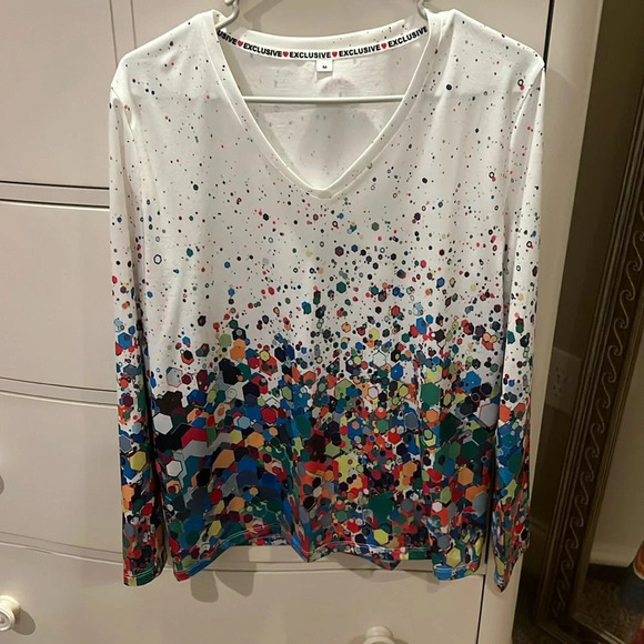 Exclusive long sleeve multicolor shirt. Medium. - Picture 1 of 2